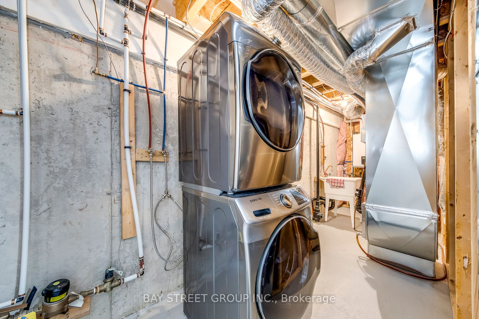 371 Athabasca Common Property Photo 34