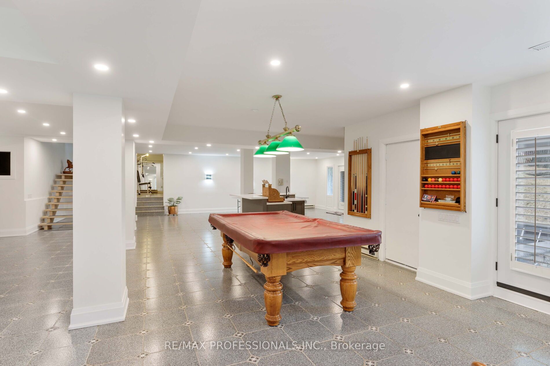 6a Edenbrook Hill Property Photo 32