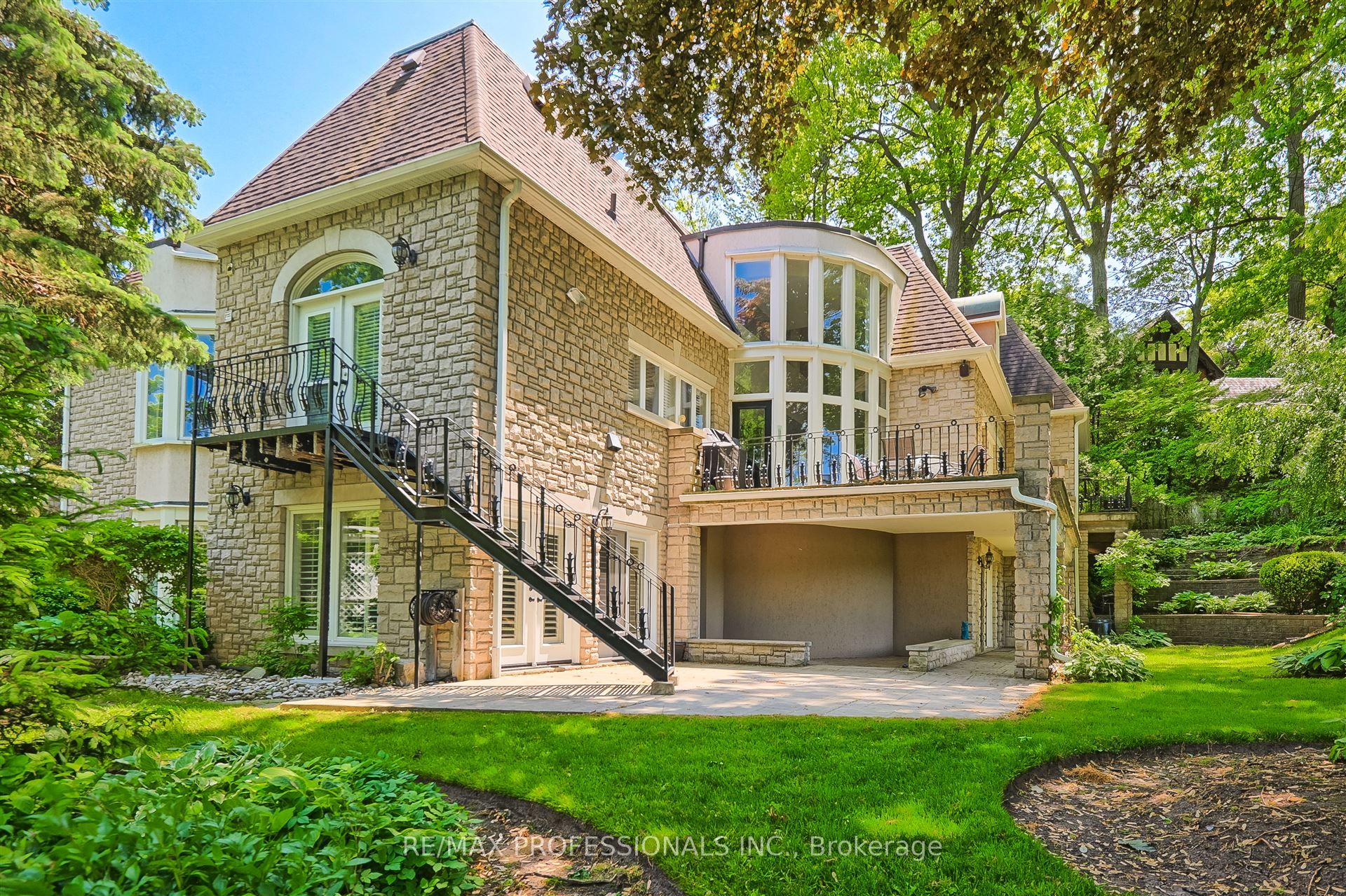 6a Edenbrook Hill Property Photo 42