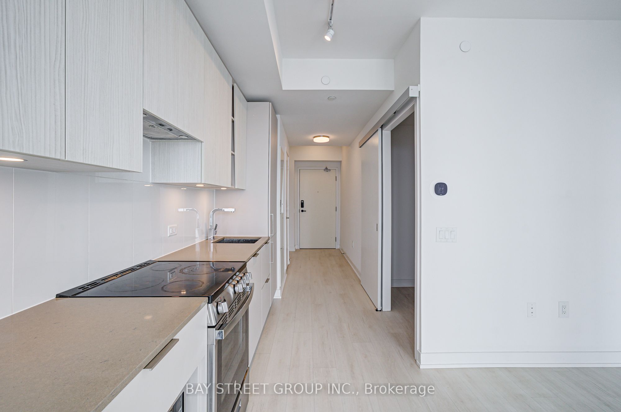 3900 Confederation Parkway 3207 Property Photo 8