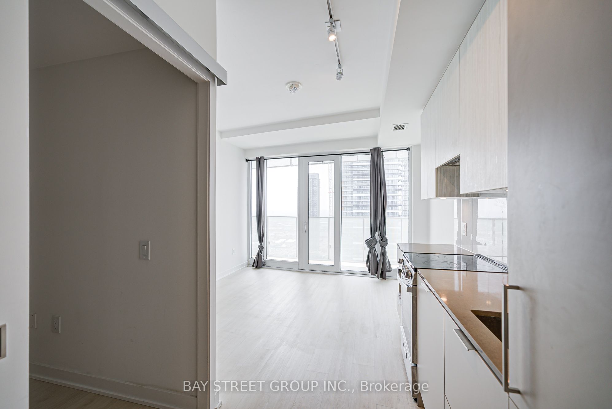 3900 Confederation Parkway 3207 Property Photo 10