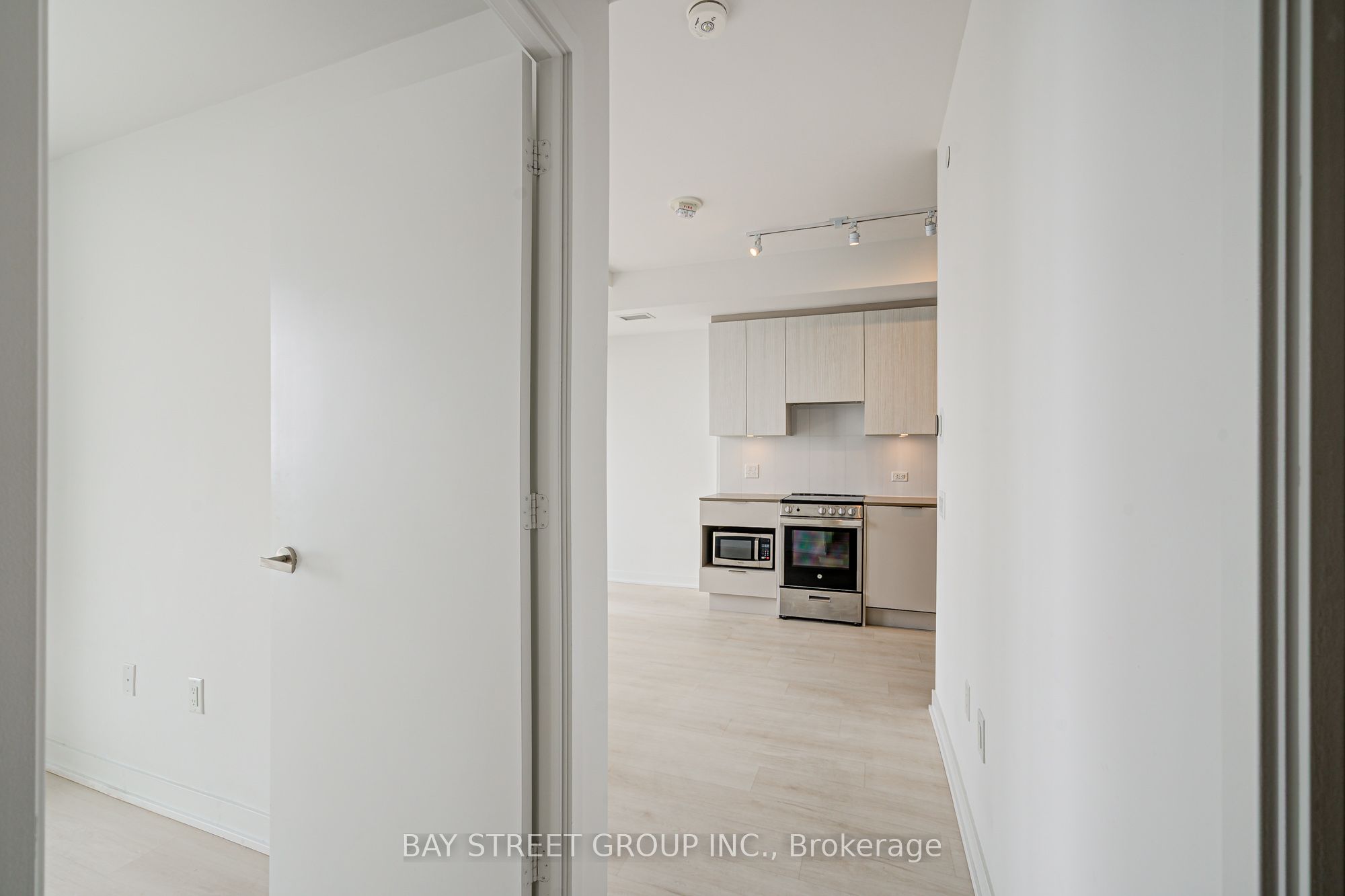 3900 Confederation Parkway 3207 Property Photo 12