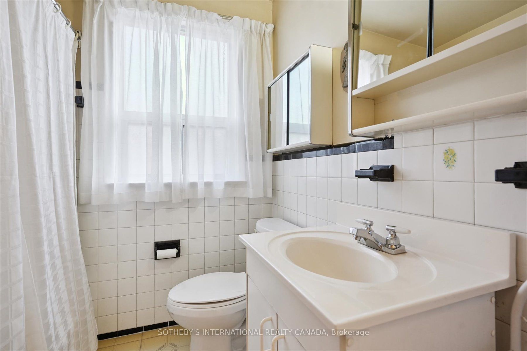 14 Burrard Road Property Photo 12