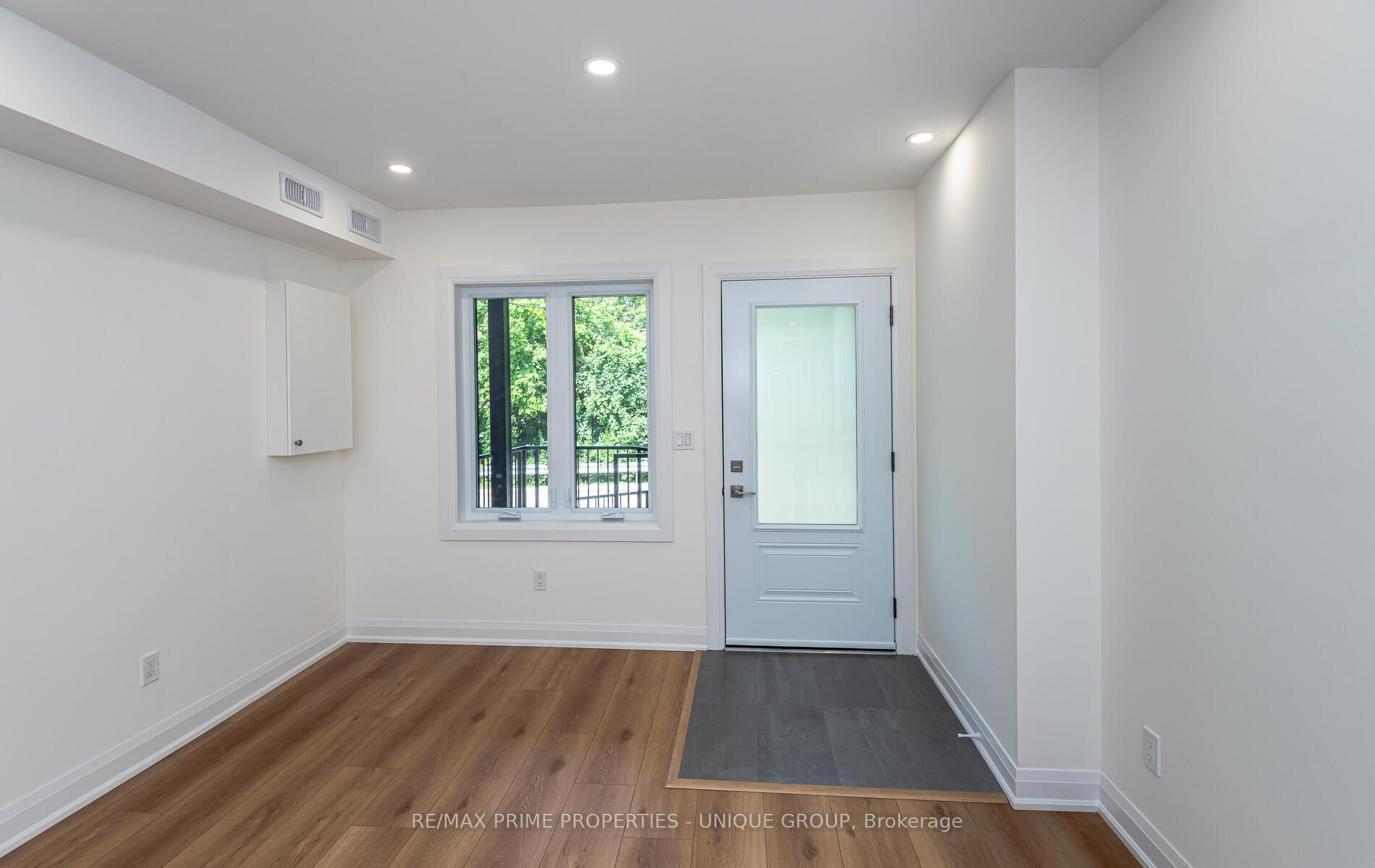 45 Astoria Avenue 2 Property Photo 5