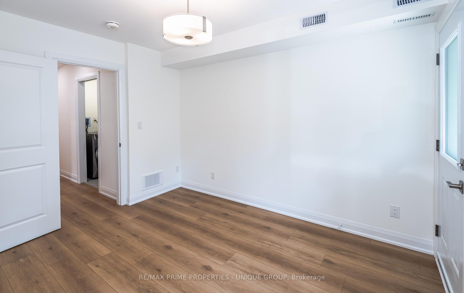 45 Astoria Avenue 2 Property Photo 14