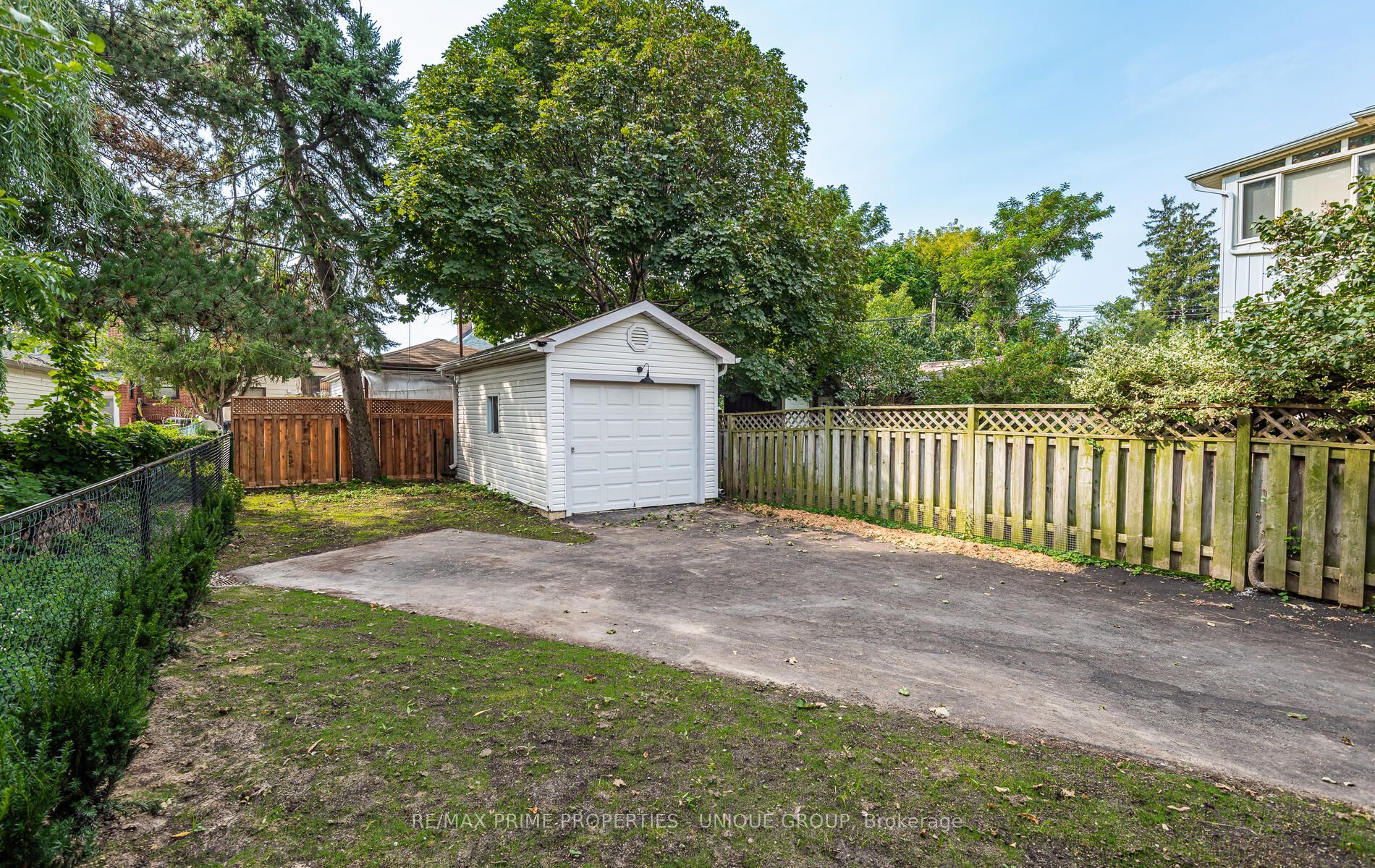 45 Astoria Avenue 2 Property Photo 23