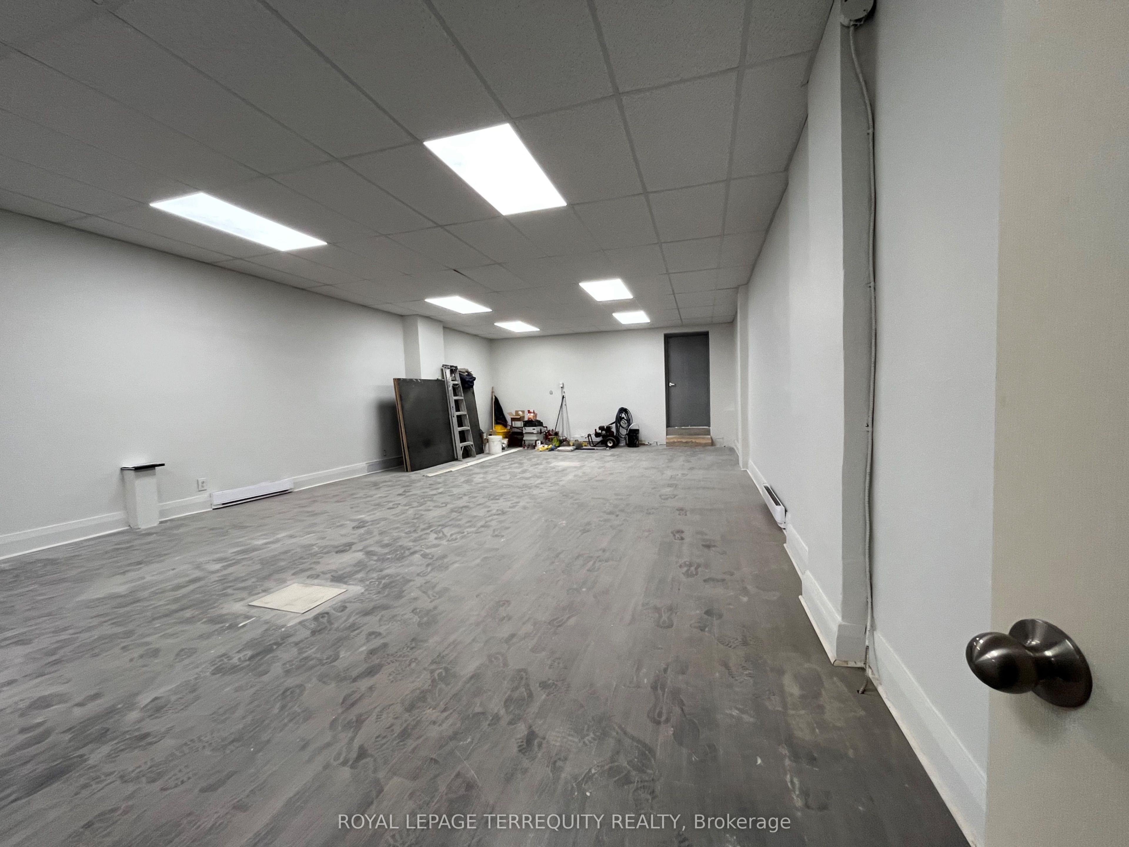 389 Jane Street B Property Photo 4