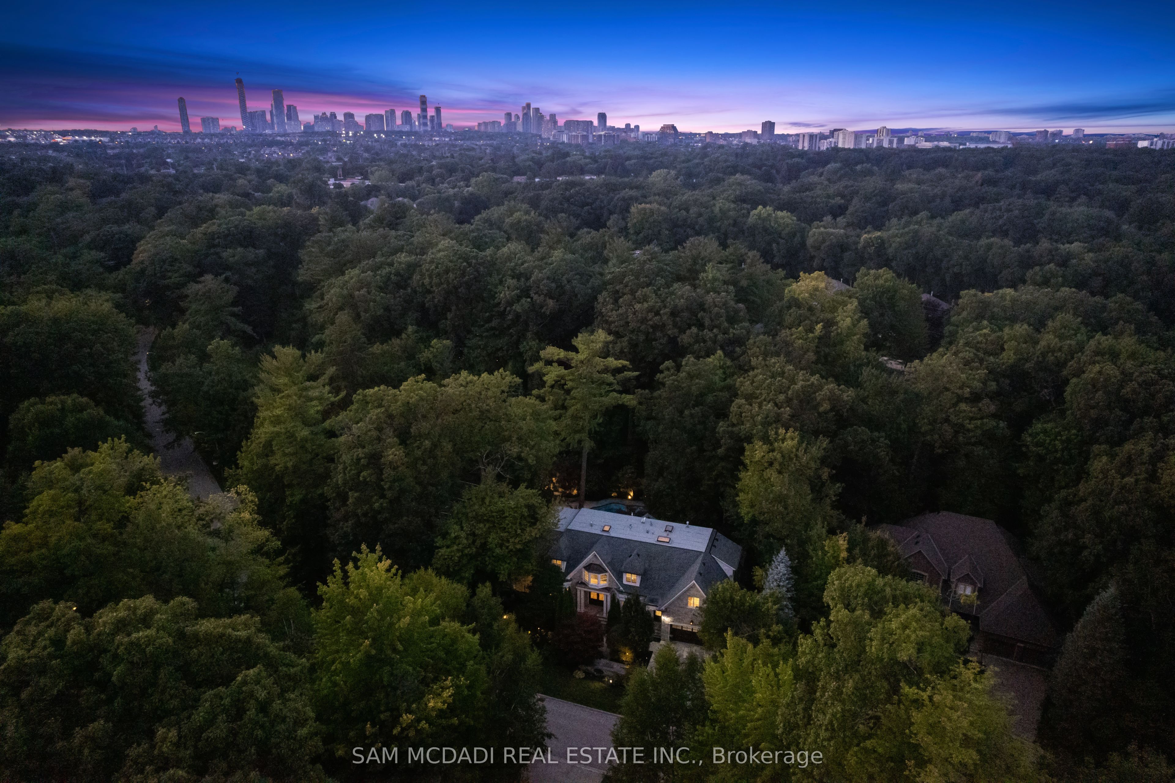 2035 Heartwood Court Property Photo 8