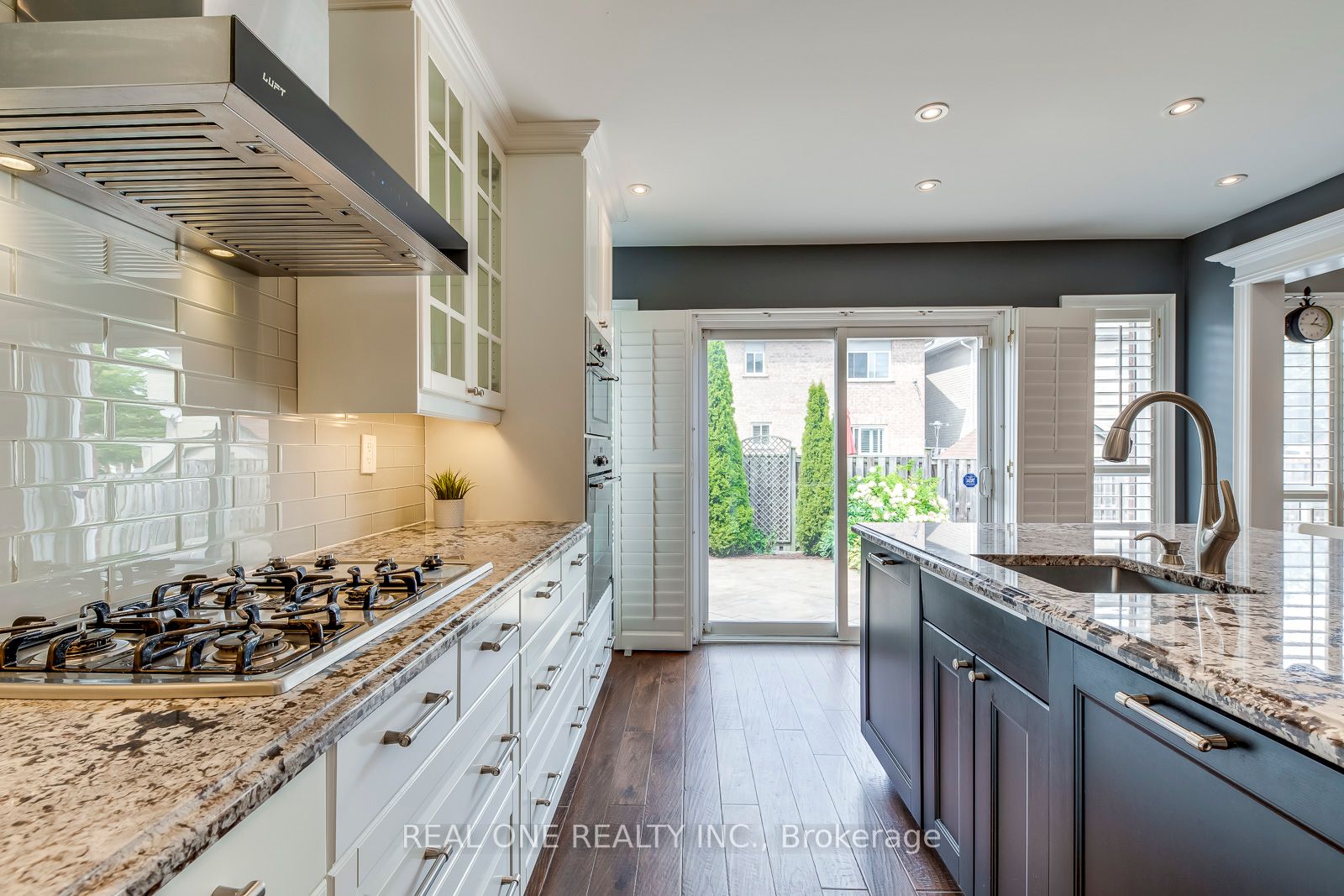 5803 Page Crescent Property Photo 13