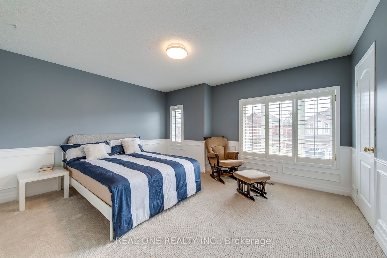 5803 Page Crescent Property Photo 27