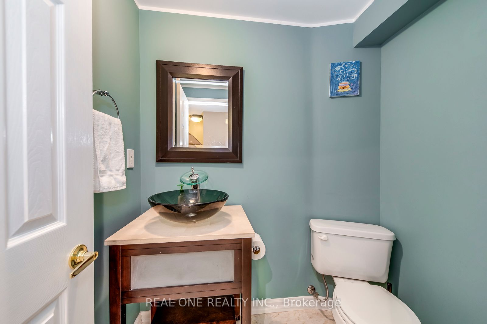 5803 Page Crescent Property Photo 40