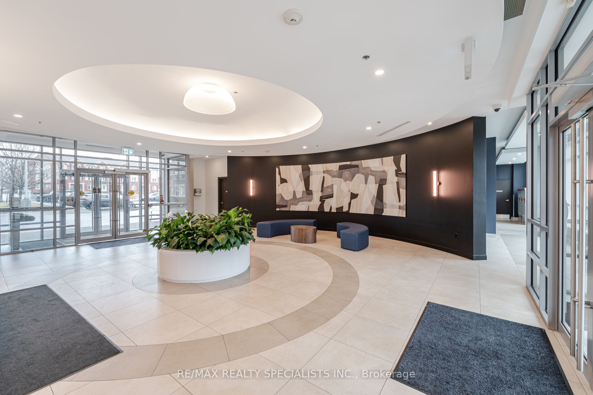 215 Queen Street E 1103 Property Photo 3