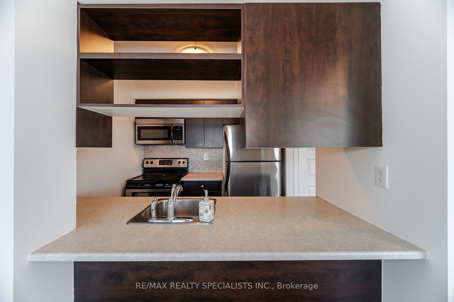 215 Queen Street E 1103 Property Photo 12