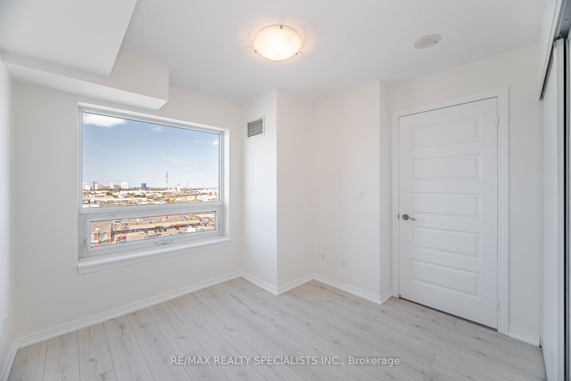 215 Queen Street E 1103 Property Photo 25