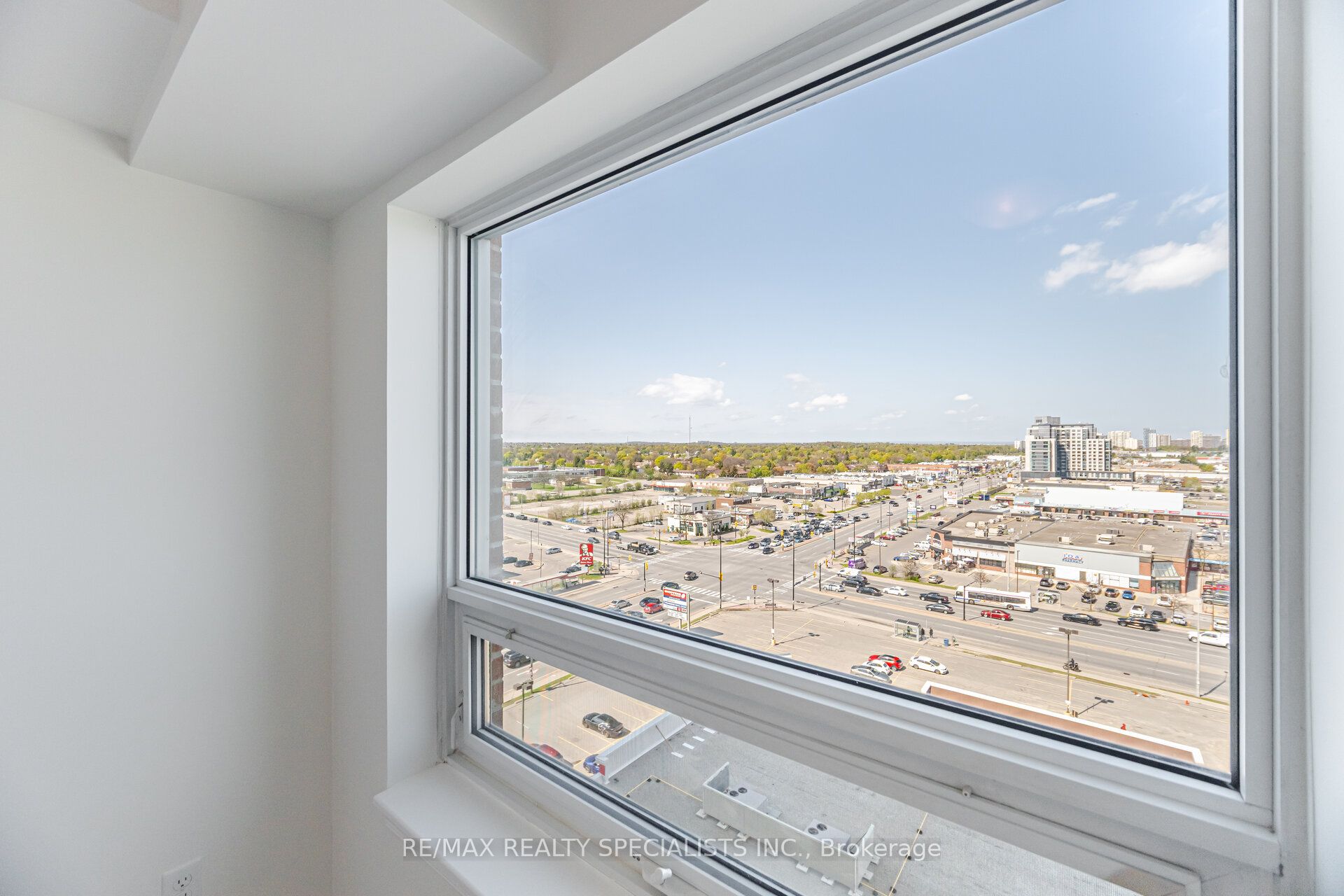 215 Queen Street E 1103 Property Photo 26