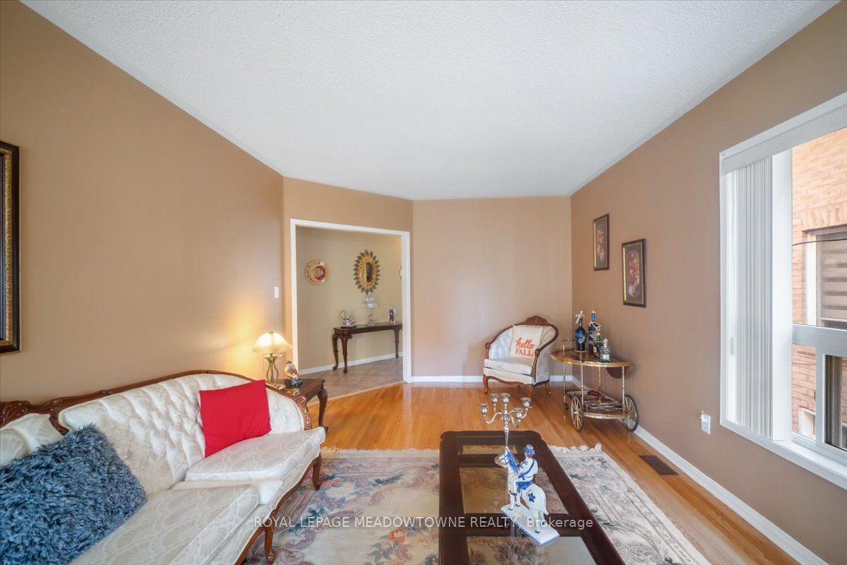 13 Albright Road Property Photo 6