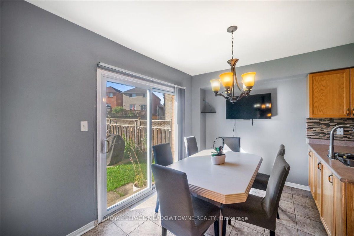 13 Albright Road Property Photo 9