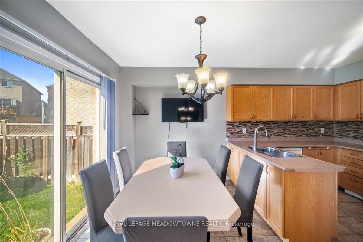 13 Albright Road Property Photo 10