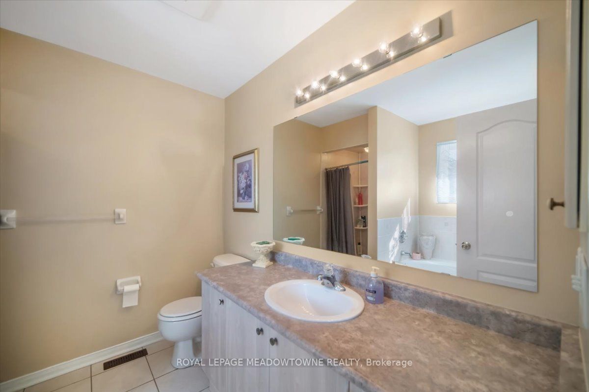 13 Albright Road Property Photo 32