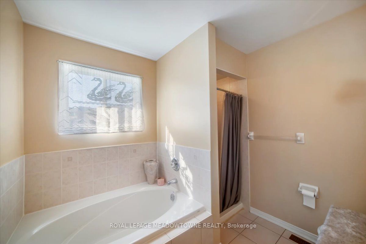 13 Albright Road Property Photo 33