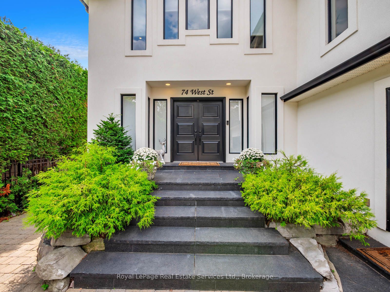 74 West Street Property Photo 3