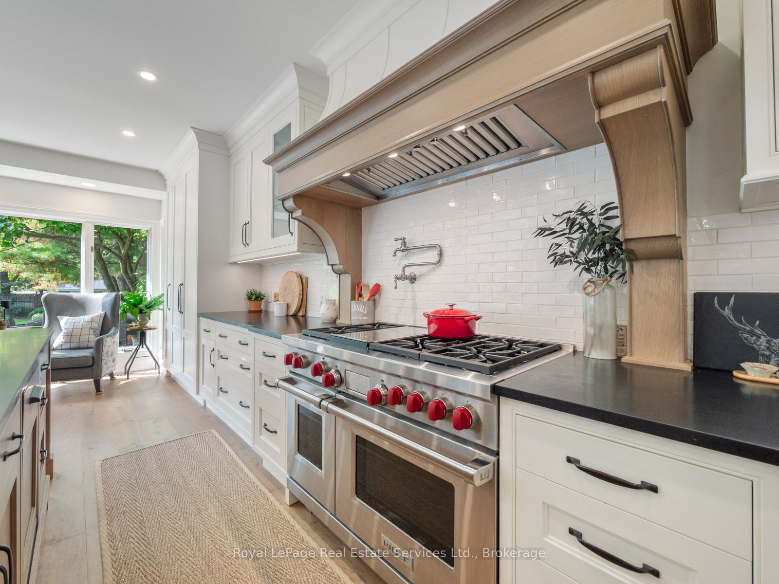 74 West Street Property Photo 12