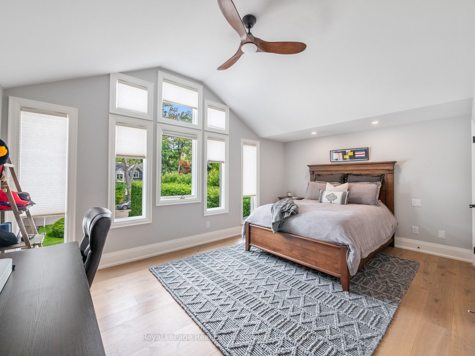 74 West Street Property Photo 24