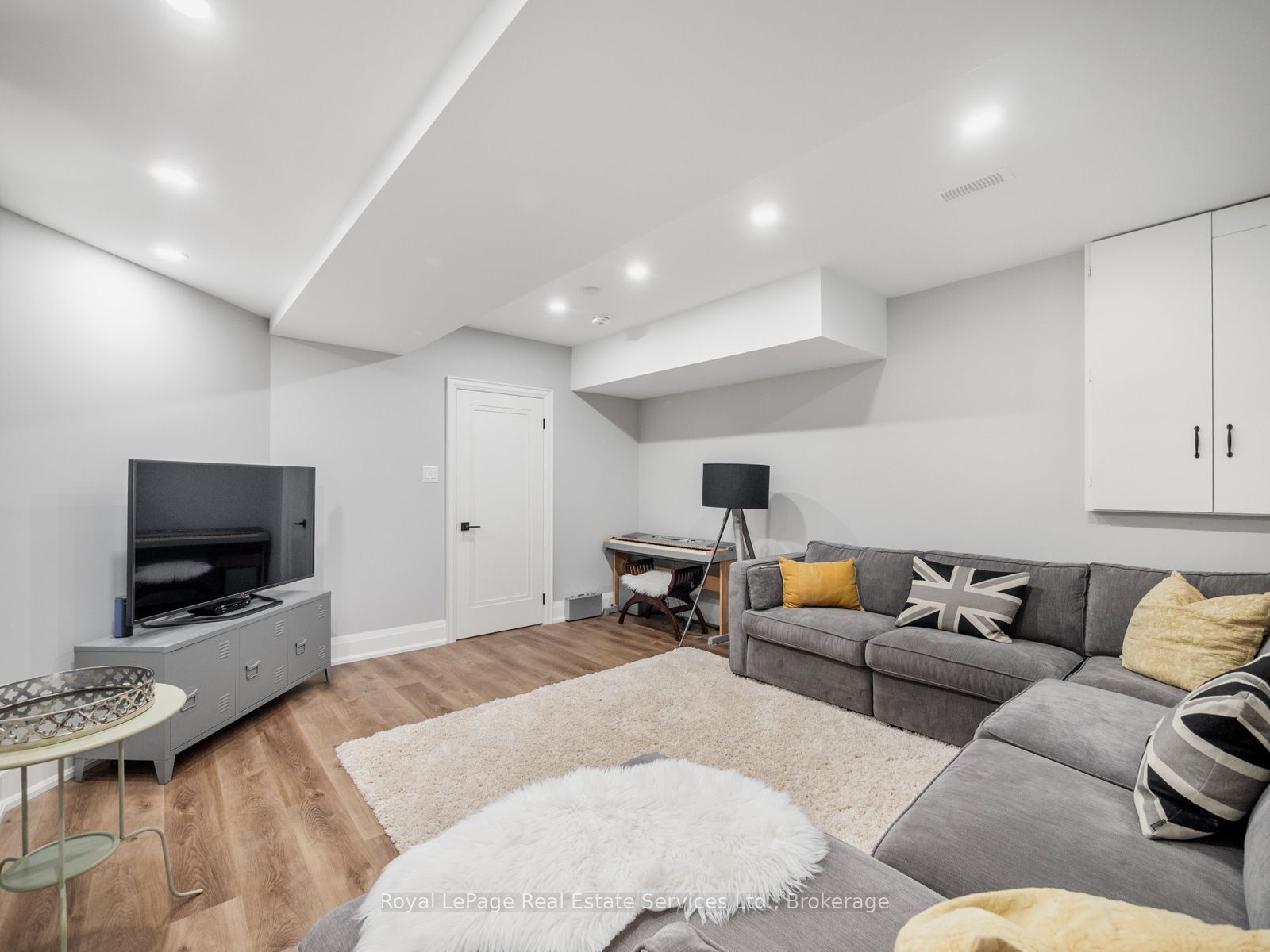 74 West Street Property Photo 31