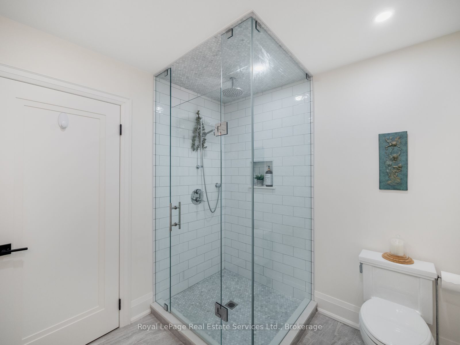 74 West Street Property Photo 36