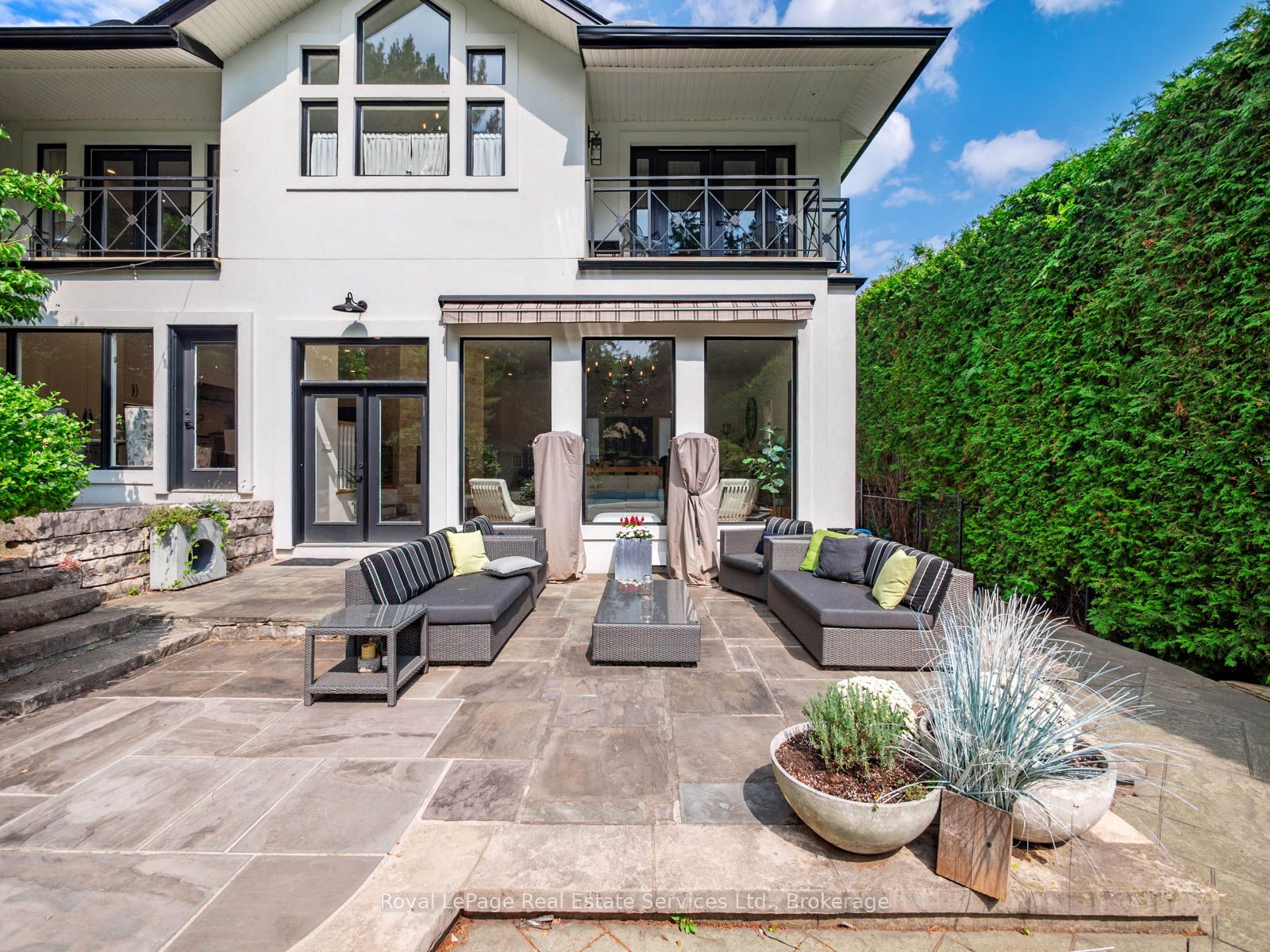 74 West Street Property Photo 39