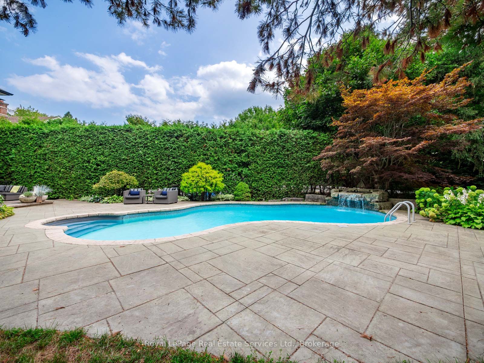 74 West Street Property Photo 44