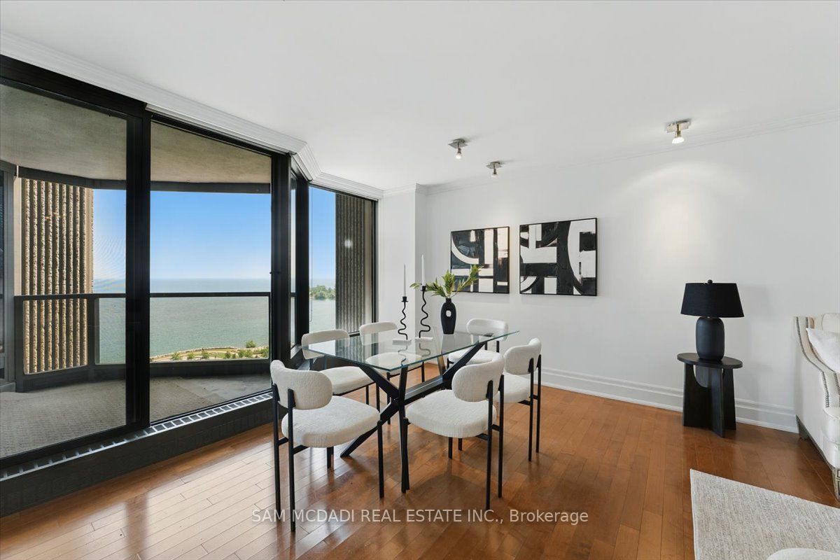 2045 Lake Shore Boulevard W 1605 Property Photo 11