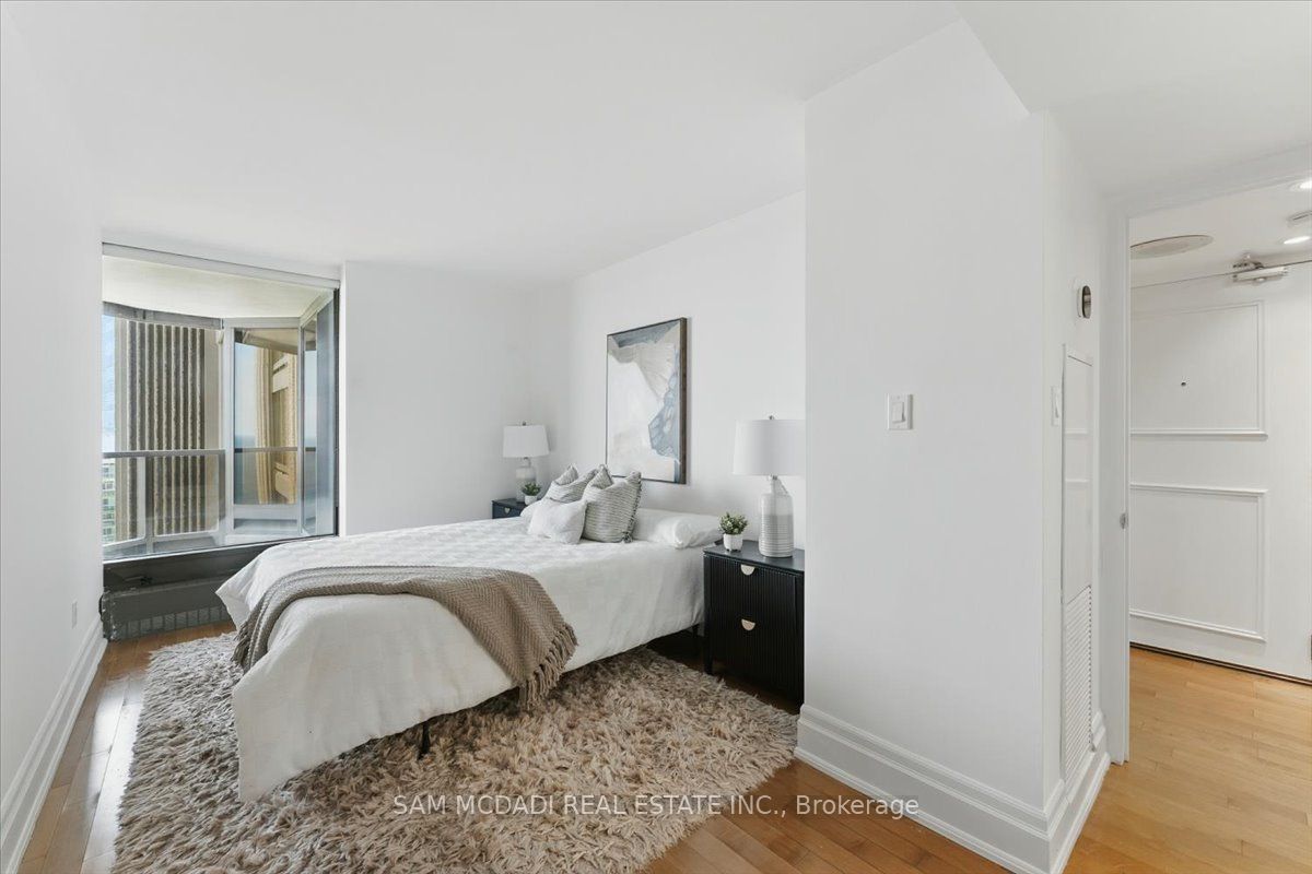 2045 Lake Shore Boulevard W 1605 Property Photo 20