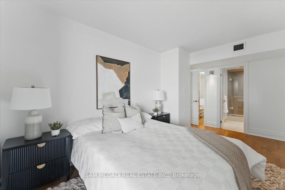 2045 Lake Shore Boulevard W 1605 Property Photo 21