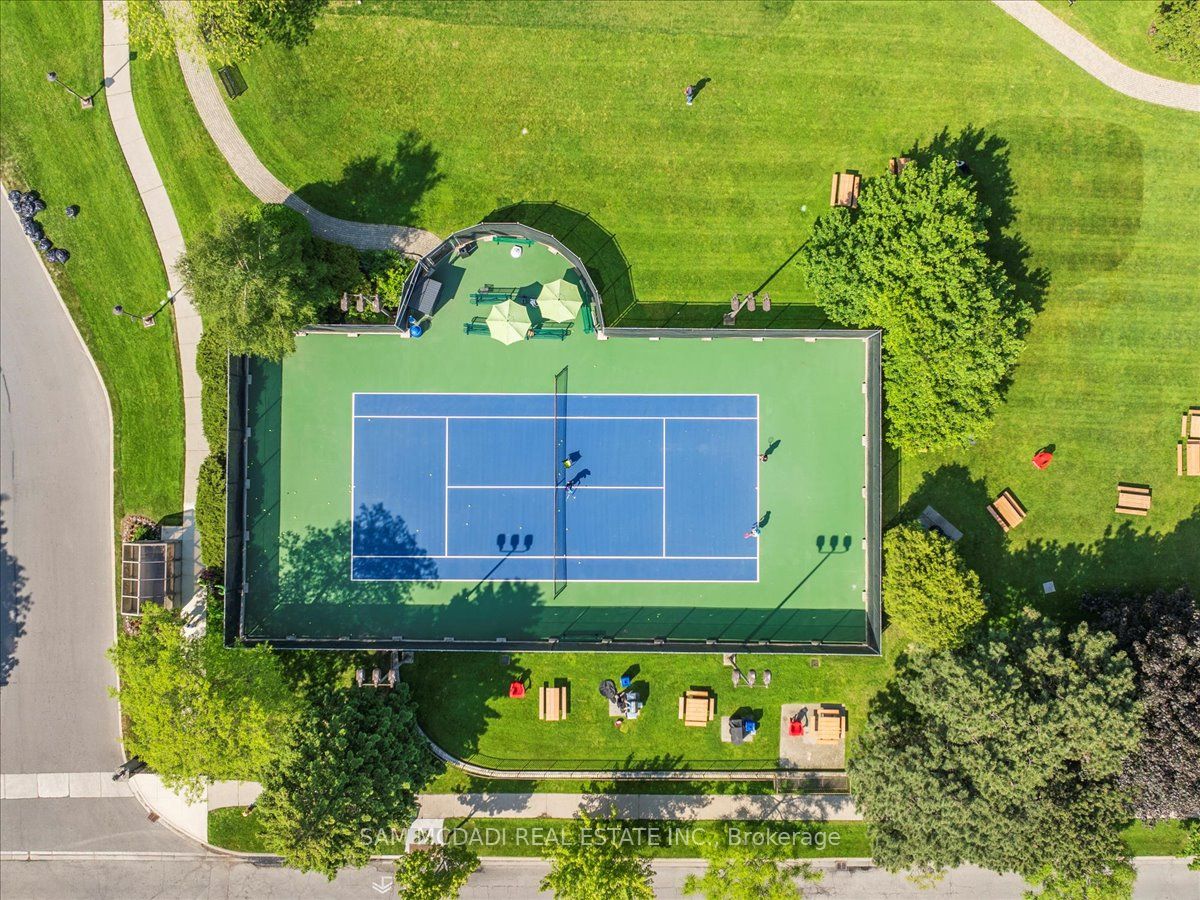 2045 Lake Shore Boulevard W 1605 Property Photo 28