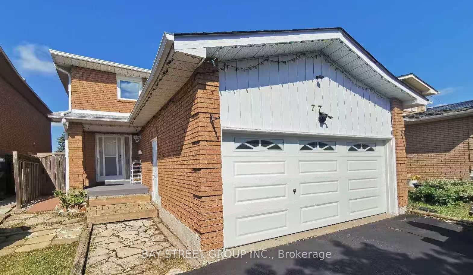 77 Toba Crescent Property Photo 1