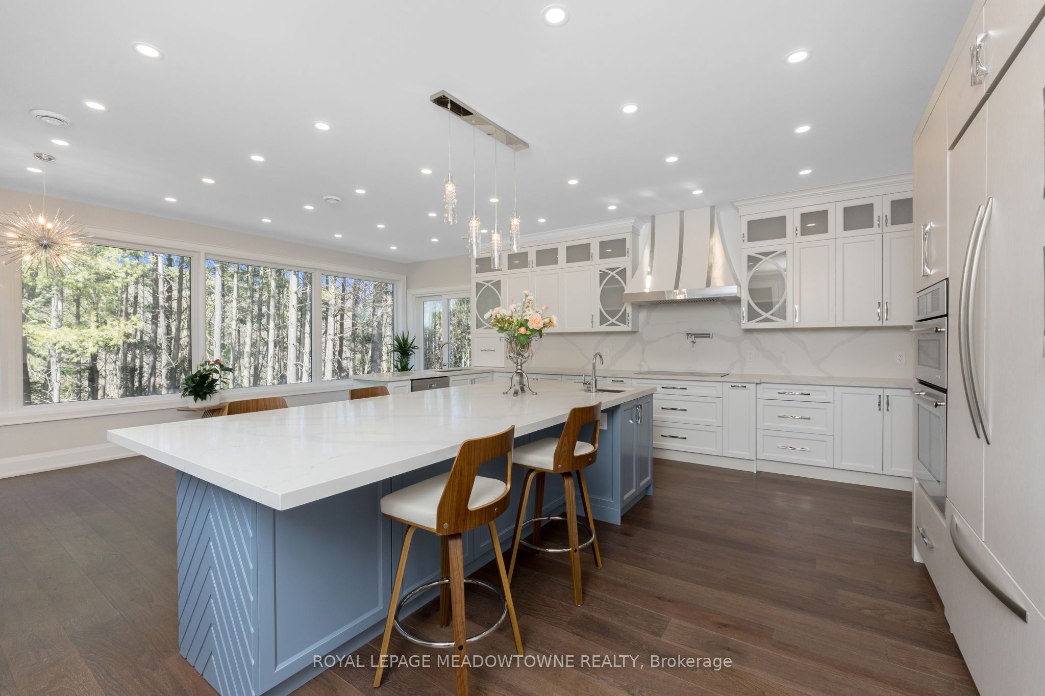 13867 Heritage Road Property Photo 5