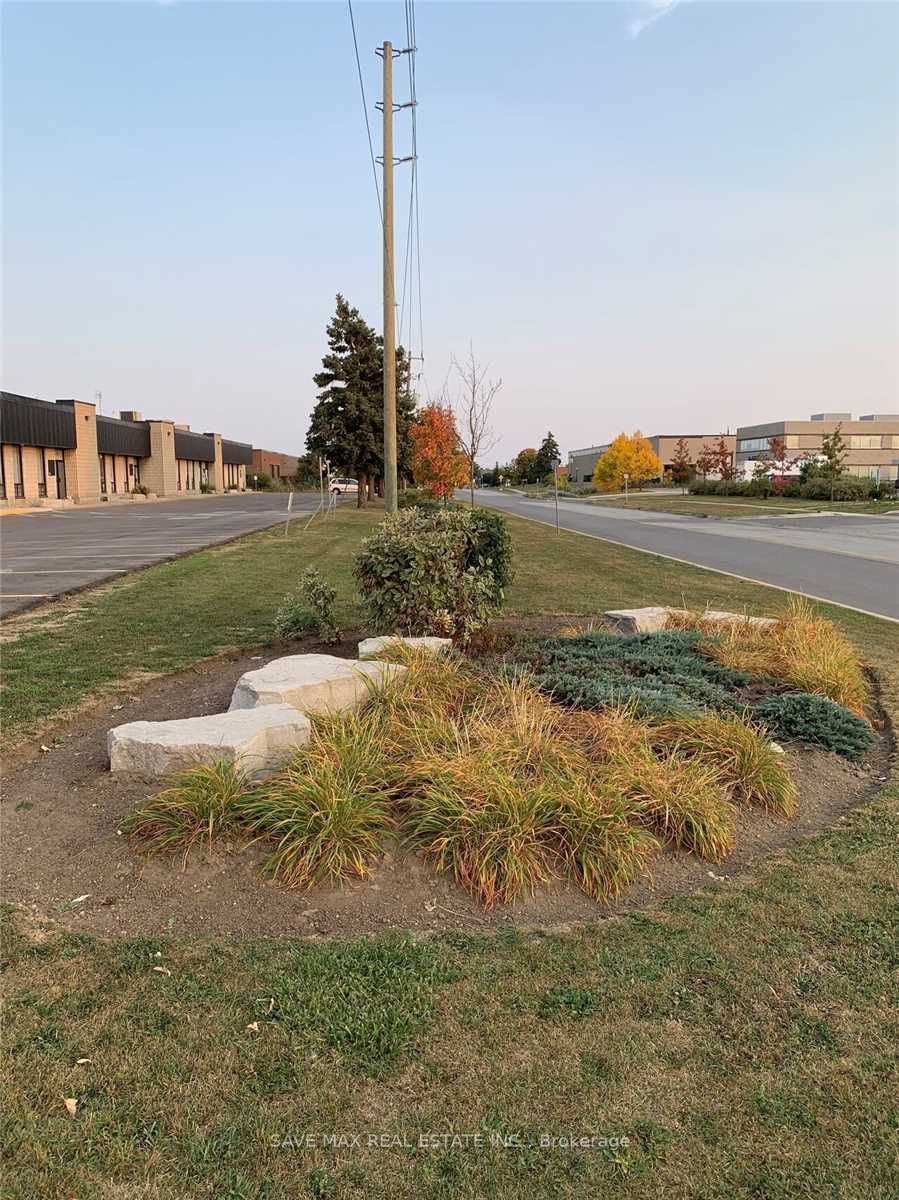 173 Glidden Road 8 Property Photo 4