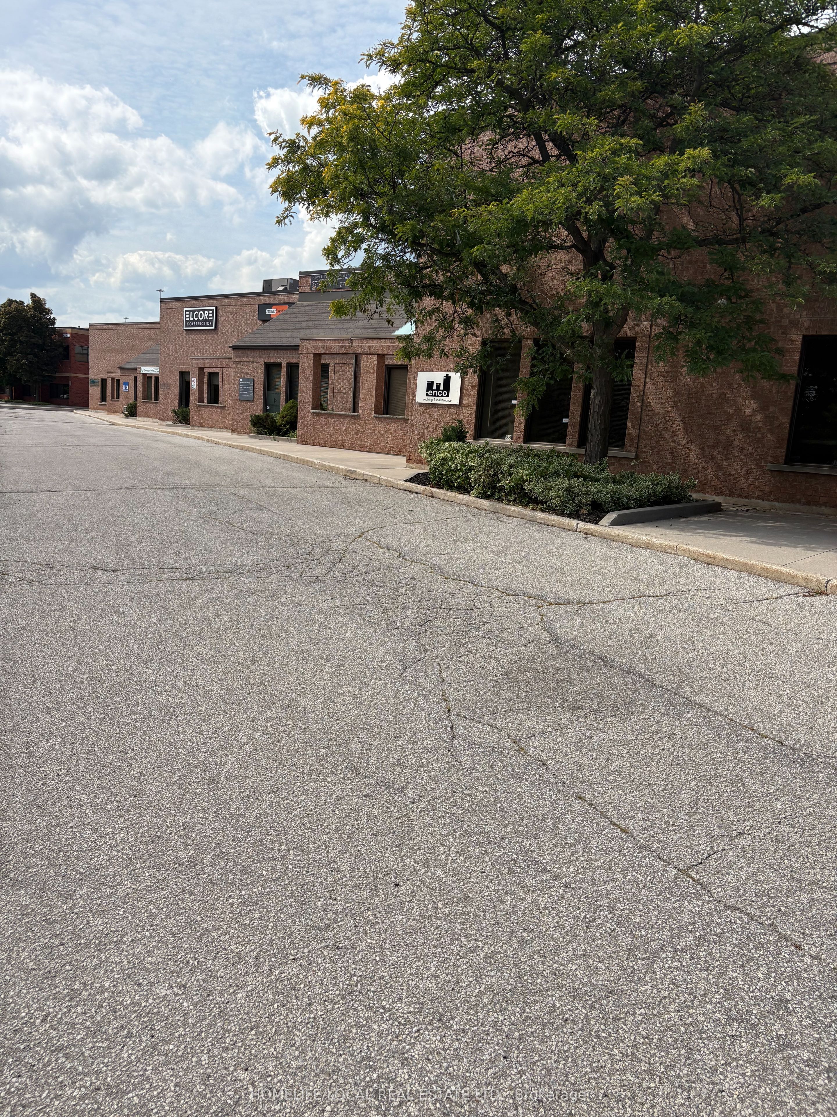 2861 Sherwood Heights Drive Unit 26 Property Photo 2