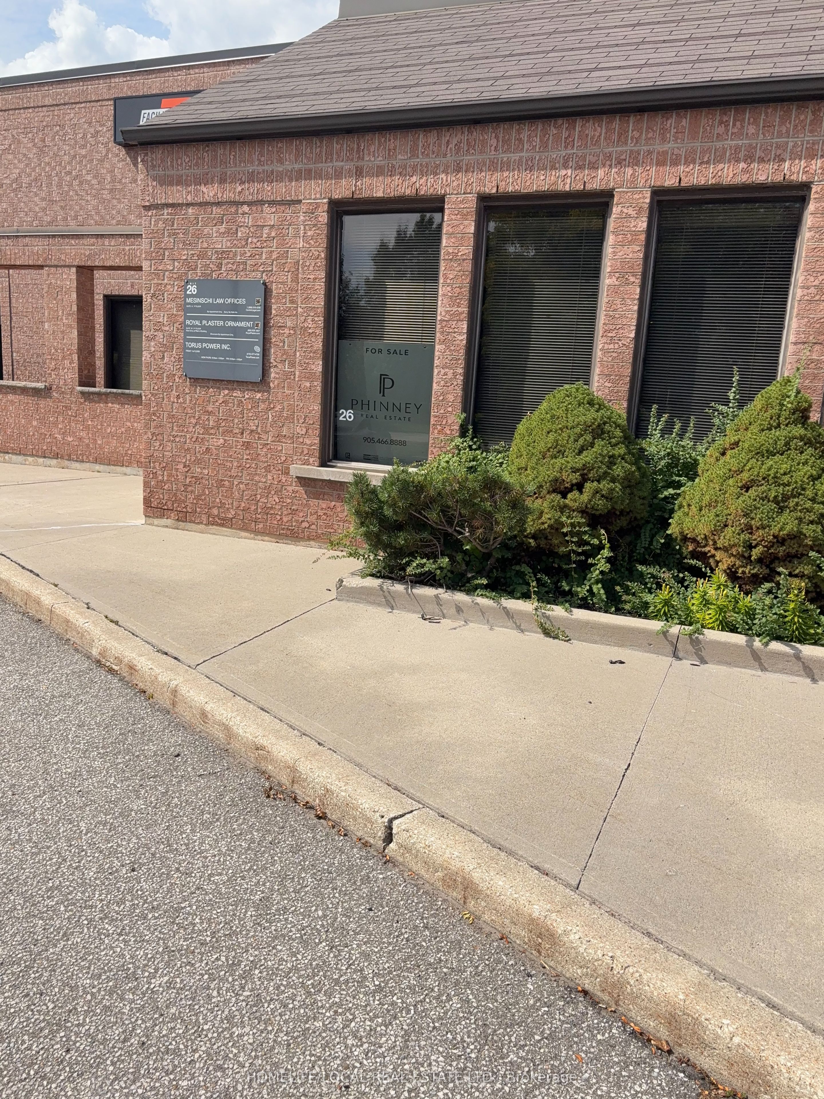 2861 Sherwood Heights Drive Unit 26 Property Photo 3