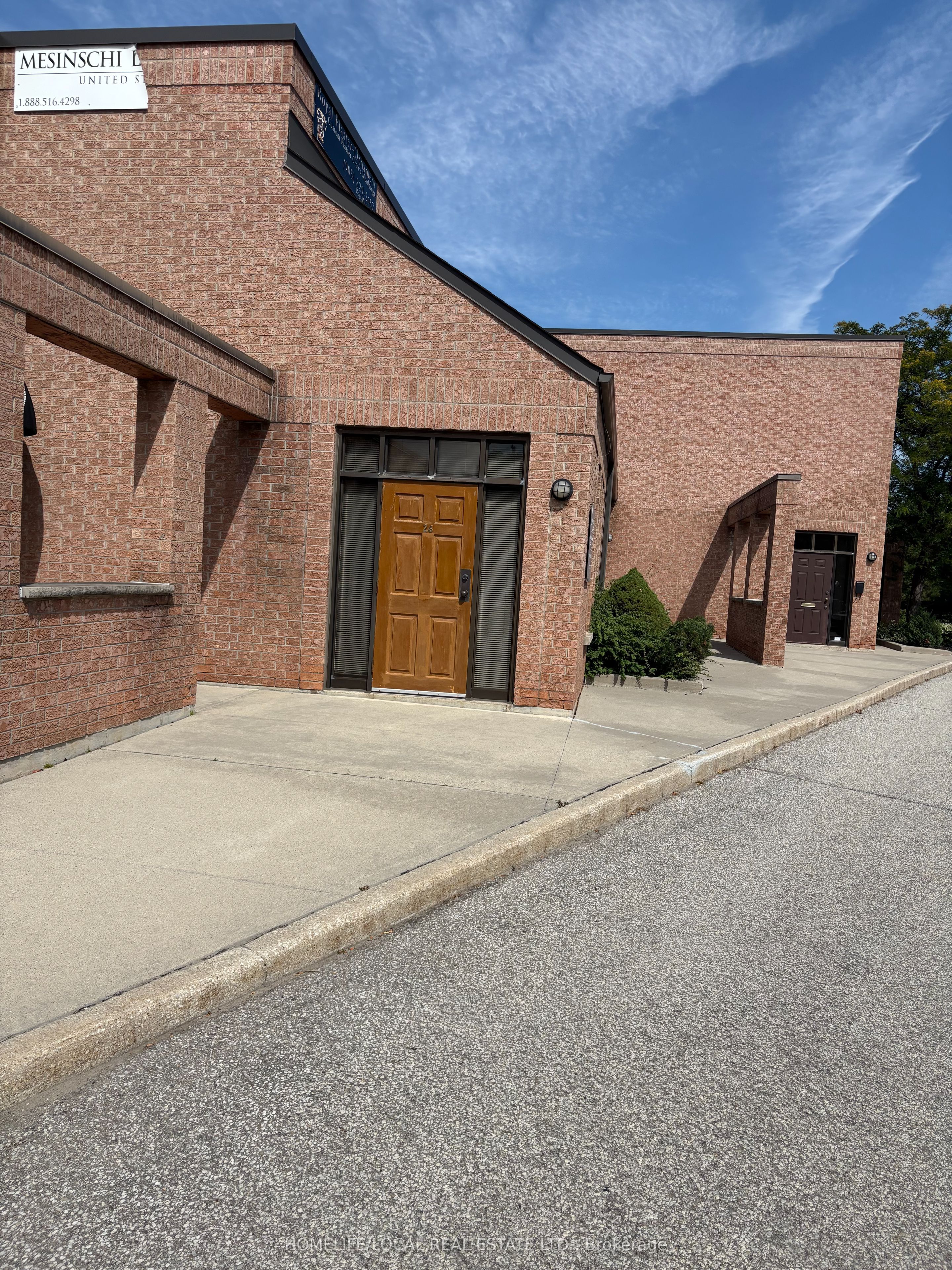 2861 Sherwood Heights Drive Unit 26 Property Photo 4