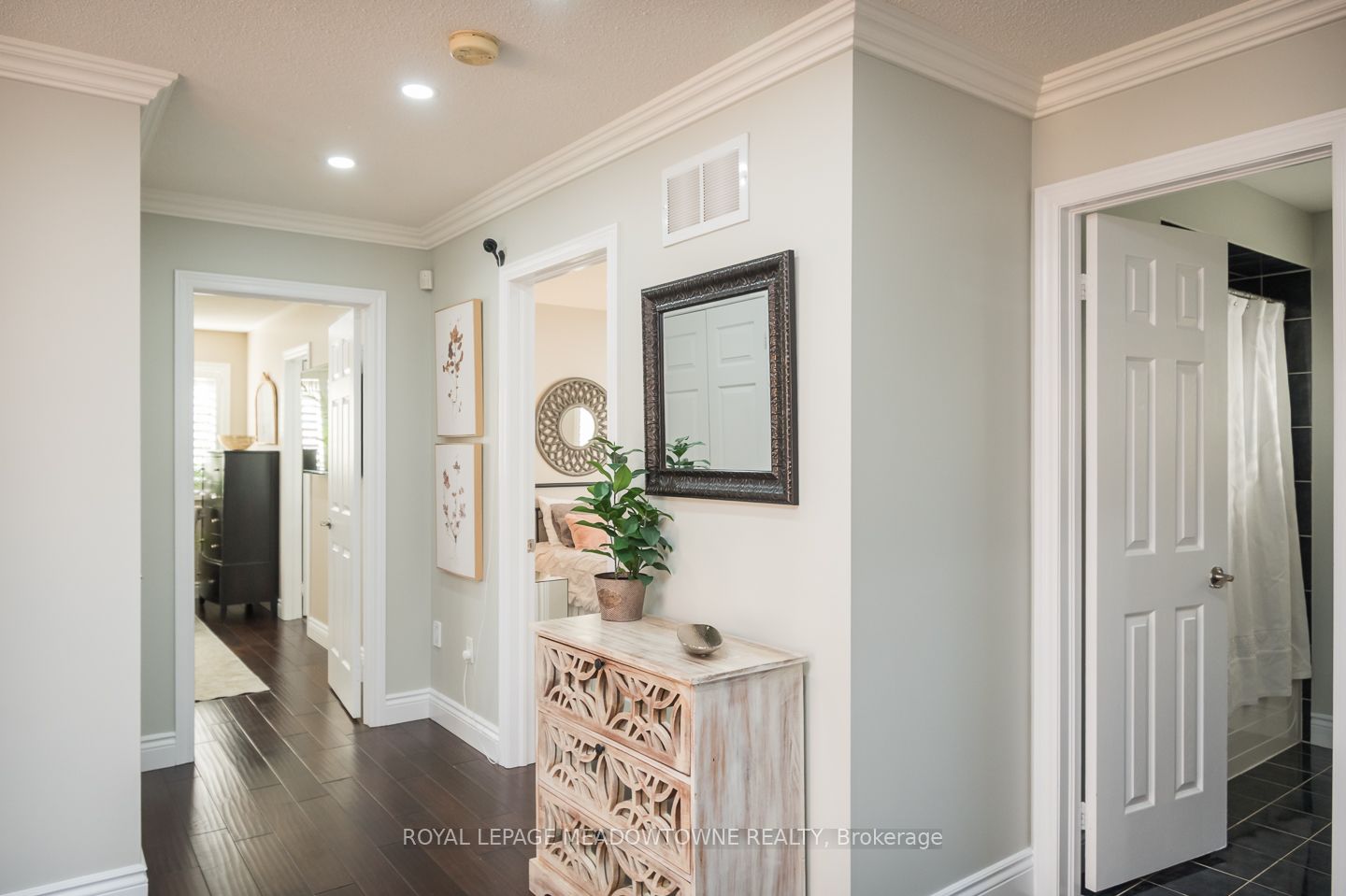 371 Alexander Crescent Property Photo 22