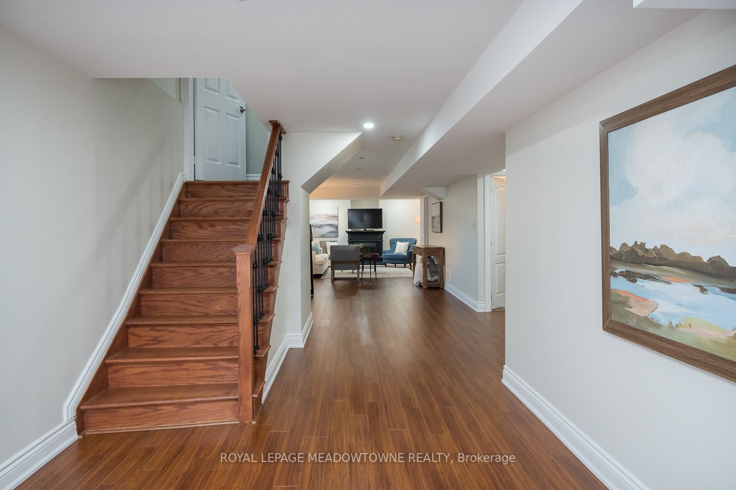 371 Alexander Crescent Property Photo 24