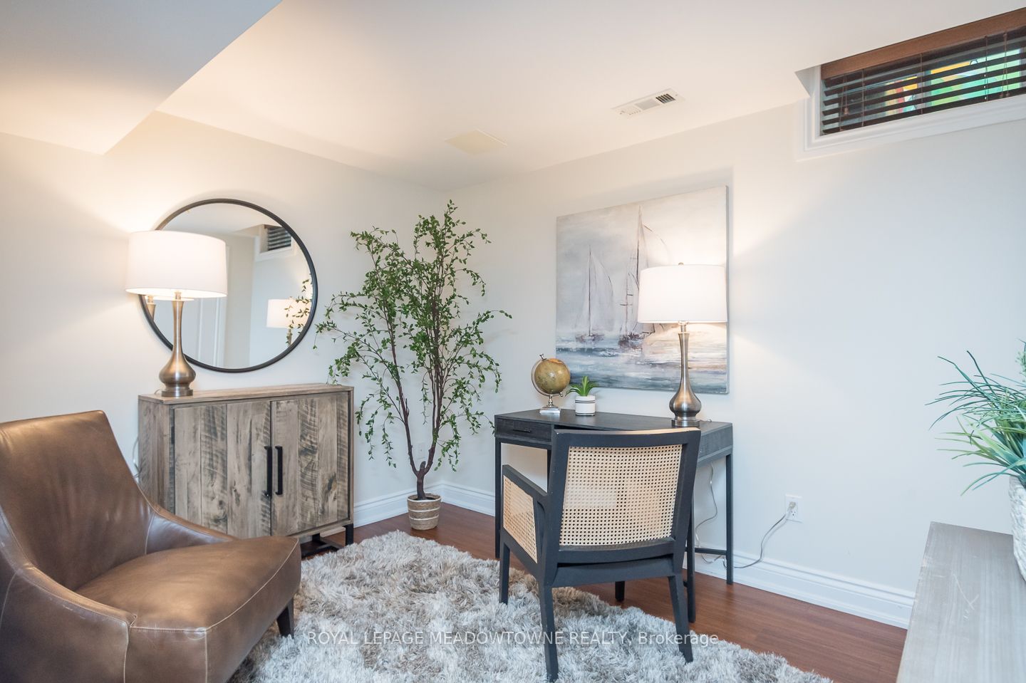 371 Alexander Crescent Property Photo 27