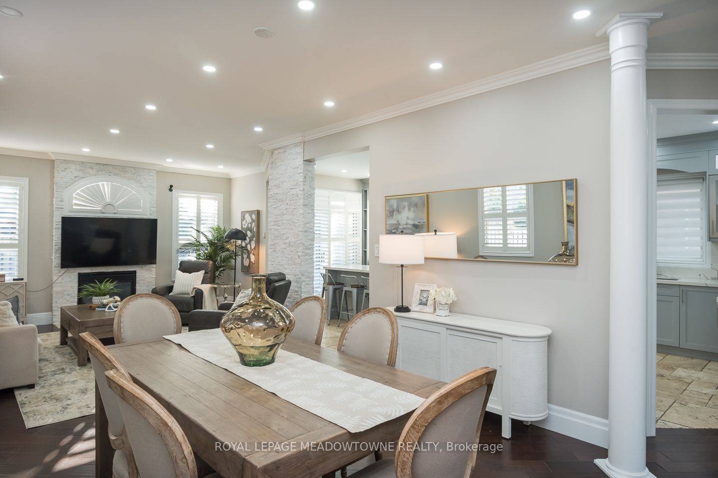 371 Alexander Crescent Property Photo 36