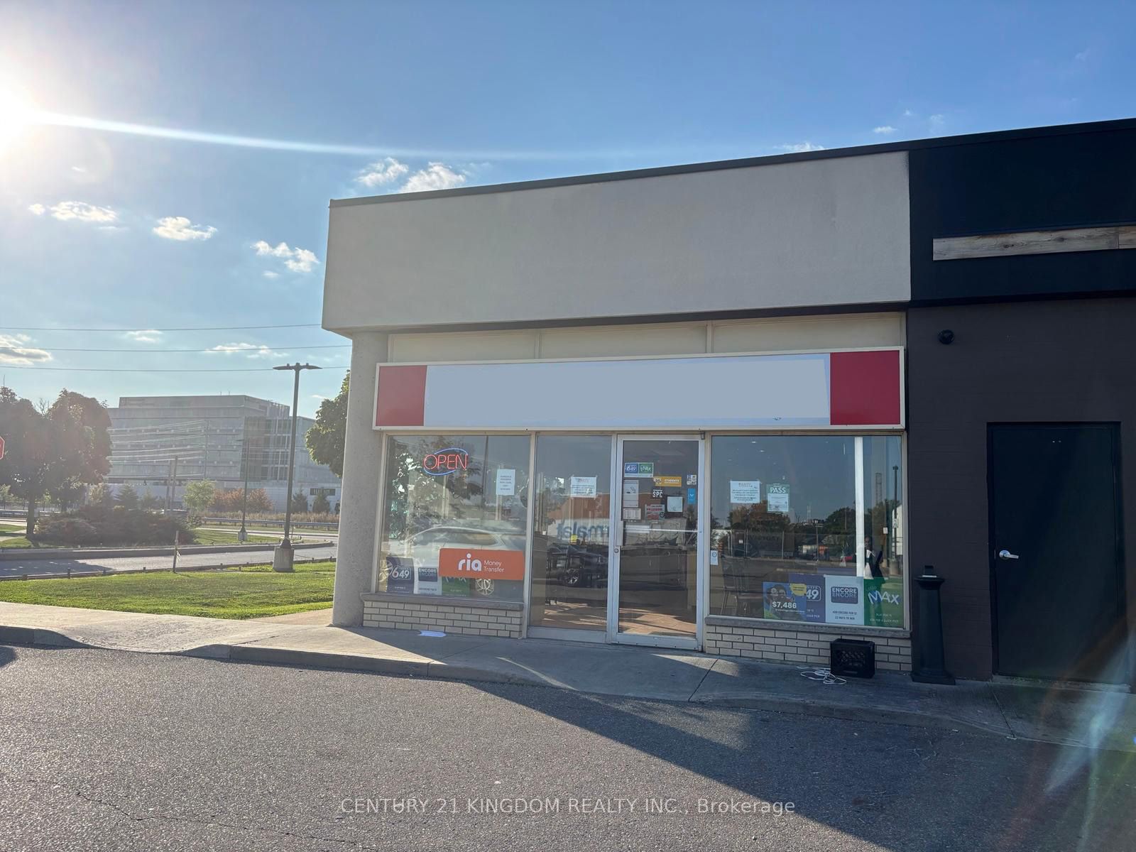 5555 Eglinton Avenue W C-102 Property Photo 1