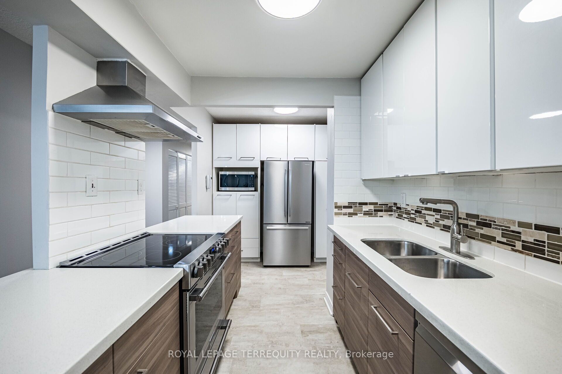 299 Mill Road 210 Property Photo 17