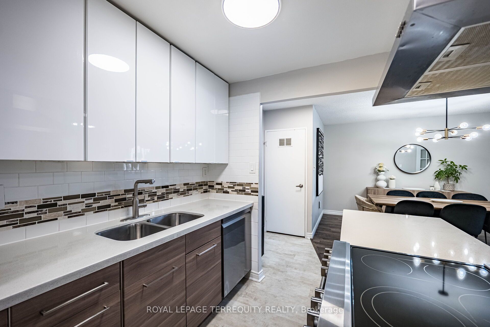 299 Mill Road 210 Property Photo 18