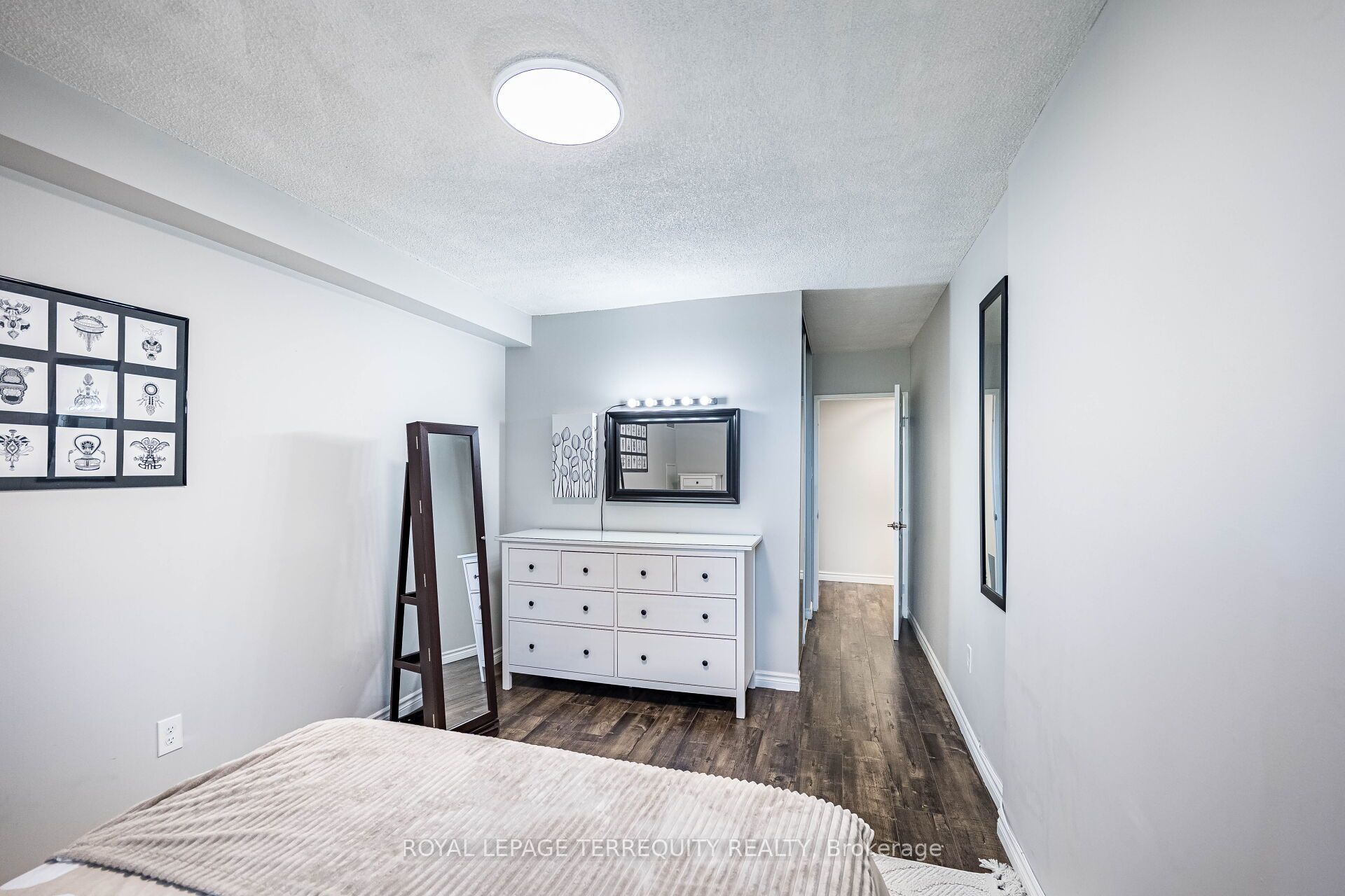 299 Mill Road 210 Property Photo 25