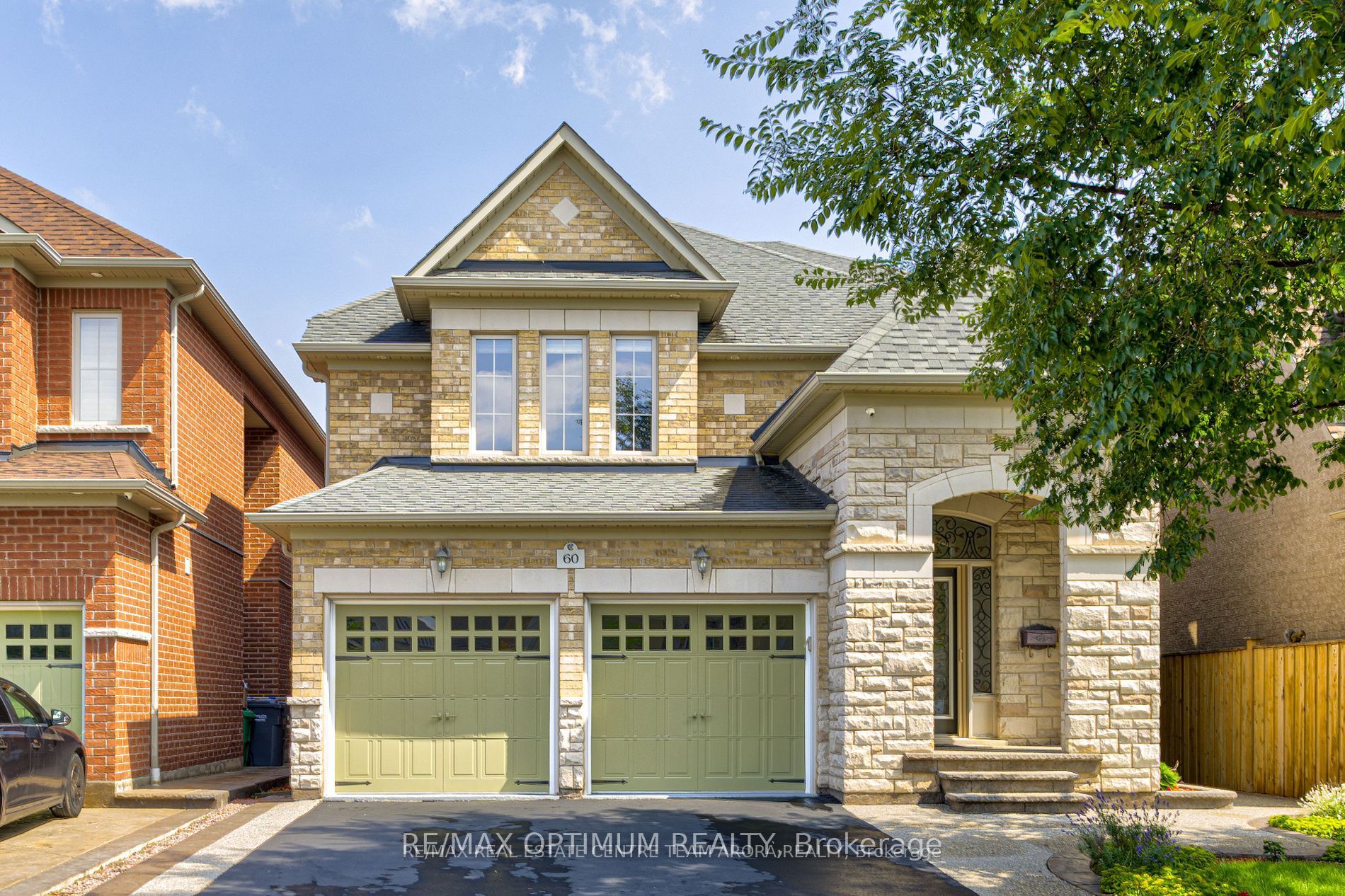 60 Impulse Circle Property Photo 1